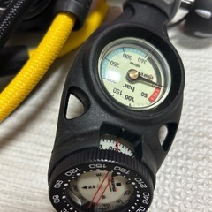 mares  レギュレーター
の画像