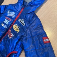 トミカ　中綿ジャケット　110
センチの画像