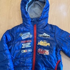 トミカ　中綿ジャケット　110
センチの画像