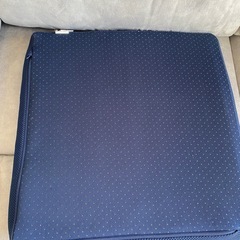 座布団　クッション　ネイビーの画像