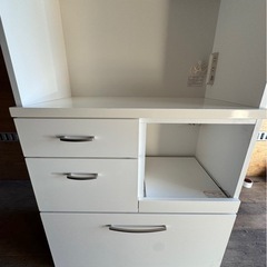 ニトリ.食器棚.レンジボードの画像