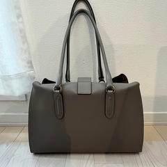 【取引決定済】FURLA フルラ　ハンドバッグの画像