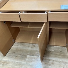 【軽トラ90分貸し出しサービス】キャビネット　3枚扉の画像