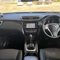 日産 エクストレイル 20X 人気のT32型 × 4WD × 10万km台の使いやすいSUVです。 アウトドア〜街乗りまで万能な一台です！の画像