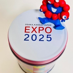 大阪関西万博　ミャクミャク　フィギュアマグネット付き　いちごクランチ缶　缶のみの画像