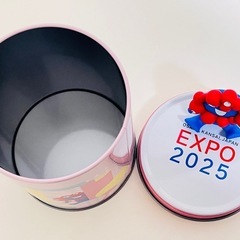 大阪関西万博　ミャクミャク　フィギュアマグネット付き　いちごクランチ缶　缶のみの画像