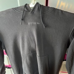 処分価格　アディダス  パーカーの画像