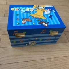 オルゴール付き小物入れの画像