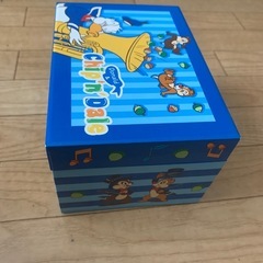 オルゴール付き小物入れの画像