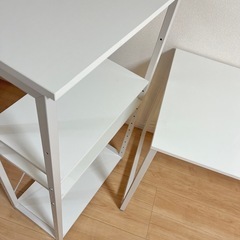 システムデスクの画像