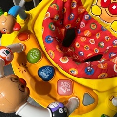 アンパンマン  ジャンパー　ジャンパルーの画像