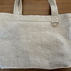 ヌビトートバッグの画像