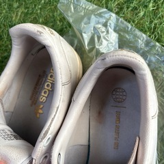 adidas スタンスミスの画像