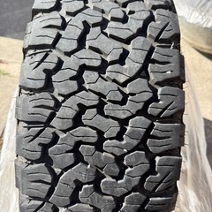 グッドリッチタイヤホイールセット17インチの画像