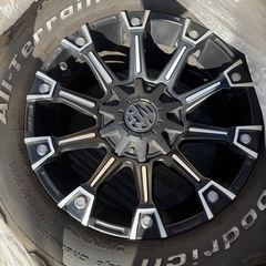 グッドリッチタイヤホイールセット17インチの画像