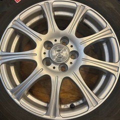 プリウス50後期　スタッドレスタイヤ４本セットの画像