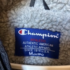 Champion💙ベンチコート👕裏ボア‼️MサイズⓂ️刺繍ロゴチャンピオンネイビー紺上着洋服ジャケット冬用の画像