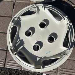 カー用品　ホイールカバー
の画像
