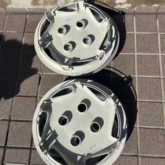 カー用品　ホイールカバー
の画像