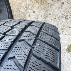 235 50 18 ウインターマックス02の画像