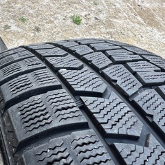 235 50 18 ウインターマックス02の画像