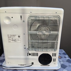 コロナ社製　石油ファンヒーターの画像