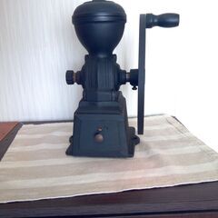 アンティーク　コーヒーミルの画像