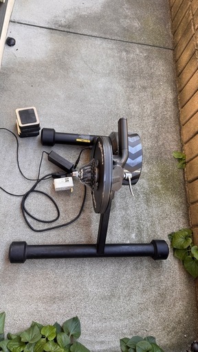 【ロードバイク用品】スマートローラーThinkRider