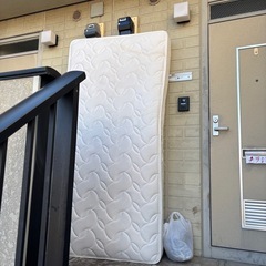 シングルマットレスの画像