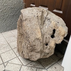 大きな軽石 庭石などにの画像