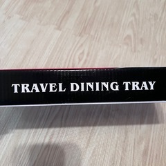 後部座席用の机の画像