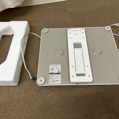 ④美品　人感センサー付　足元パネルヒーターの画像