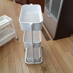 ★リユースのサカイつくば店★TK7378  ワゴンラック ホワイト H77×D20×W40 クリーニング済みの画像