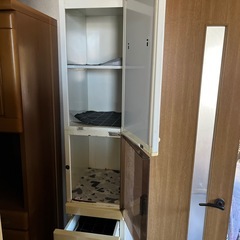 【お取引中
】土日限定　無料！スチール製キャビネットの画像