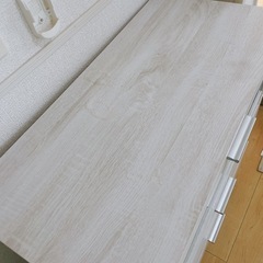 白木目調　チェストの画像