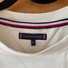 TOMMYHILFIGERトレーナー164の画像