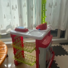 お店屋さんカウンターの画像