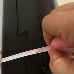 黒のレザートートバッグの画像