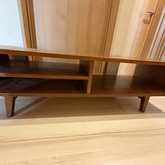 テレビ台の画像