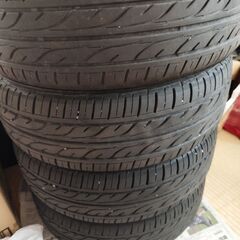 タイヤホイール付きの画像