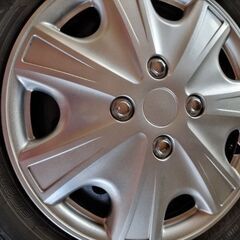 タイヤホイール付きの画像