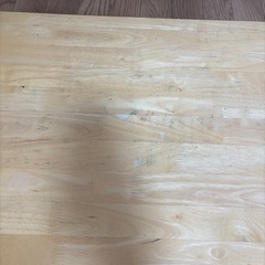 折り畳みテーブルの画像