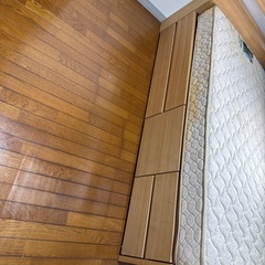 収納付きベッドマットレス付きの画像