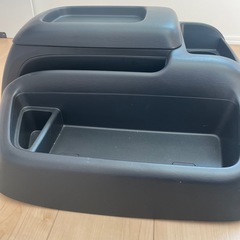 ハイエースワゴン　コンソールの画像