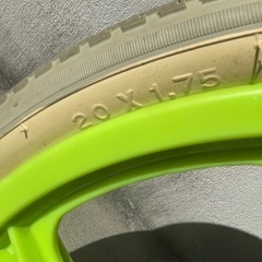 一輪車　グリーン/シルバー      スタンド付きの画像