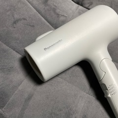 Panasonic ドライヤー　2024年製　EH-NE5L 美品の画像