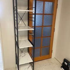 収納ラック、キッチンボードの画像