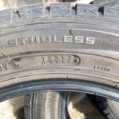 スタッドレスタイヤの画像