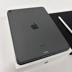 iPad Air5 64GB スペースグレー Wi-Fi + Cellular   美品 タッチペン ケース付きの画像