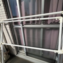 物干しラックの画像